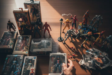 The Great Collector's Debate: Explore the pros and cons of keeping figures in their original packaging versus displaying them openly
